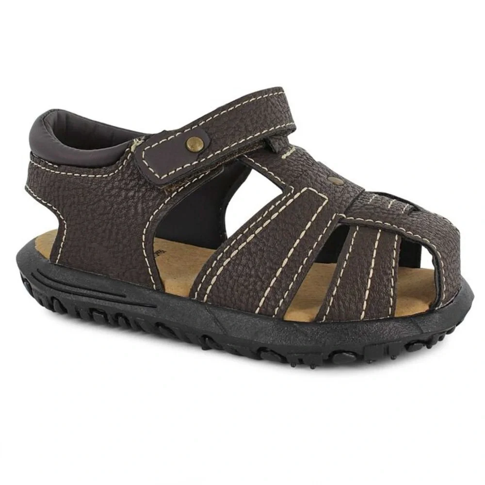 Chase the Bully Stopper Noah Brown Size 8M